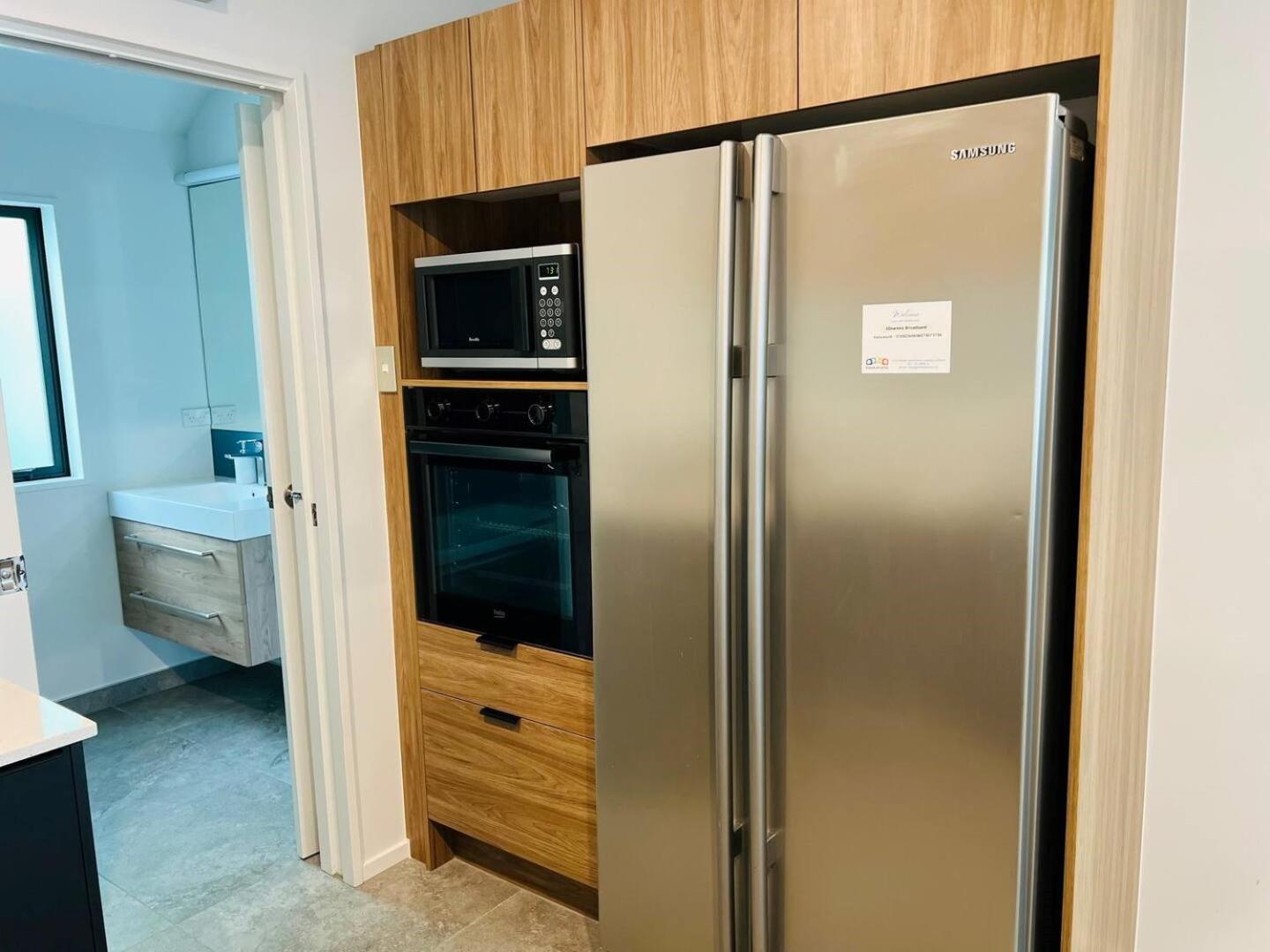 Chester St East - Christchurch Holiday Homes المظهر الخارجي الصورة